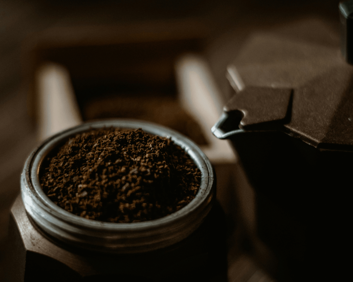 cafe moido cafeteira de pressão cafes serrano