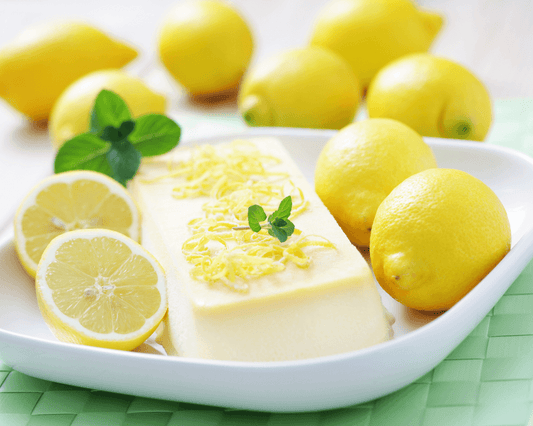 Preparado para mousse, bavaroise e semifrio de limão da Cafés Serrano, pronto a usar